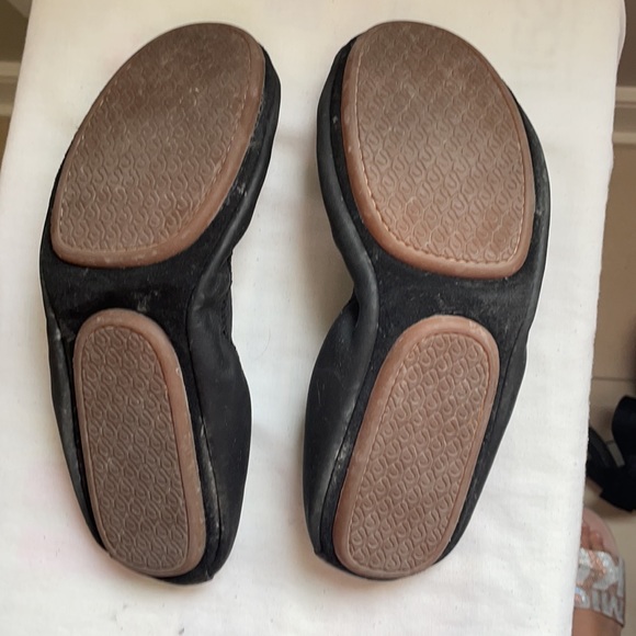 VEGAN LEATHER FOLDABLE SHOES!! YOSI SAMARA - Picture 2 of 5